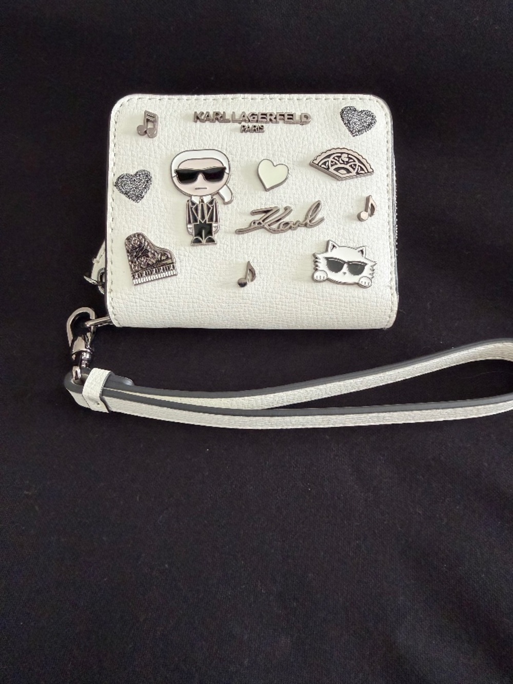 NWOT - KARL LAGERFELD Women's Maybelle Wallet with Pins